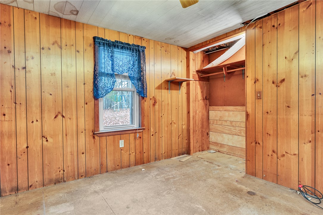 119 Breakheart Hill Road