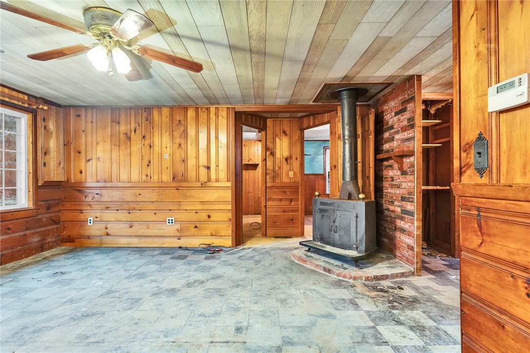 119 Breakheart Hill Road