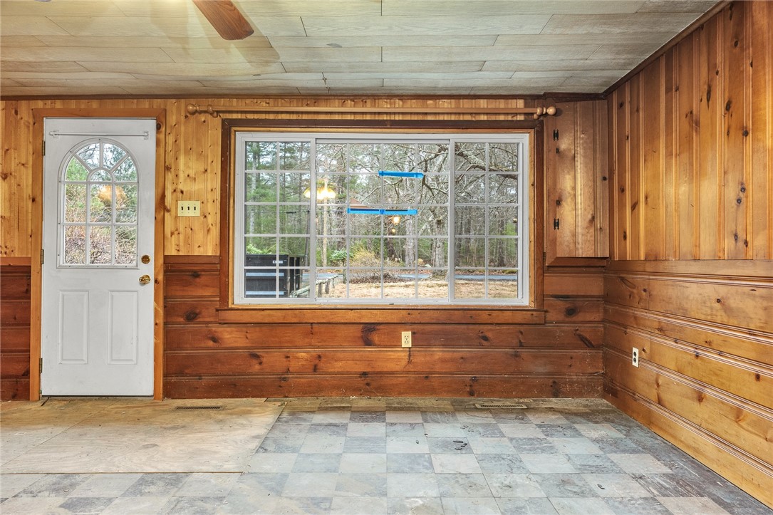 119 Breakheart Hill Road