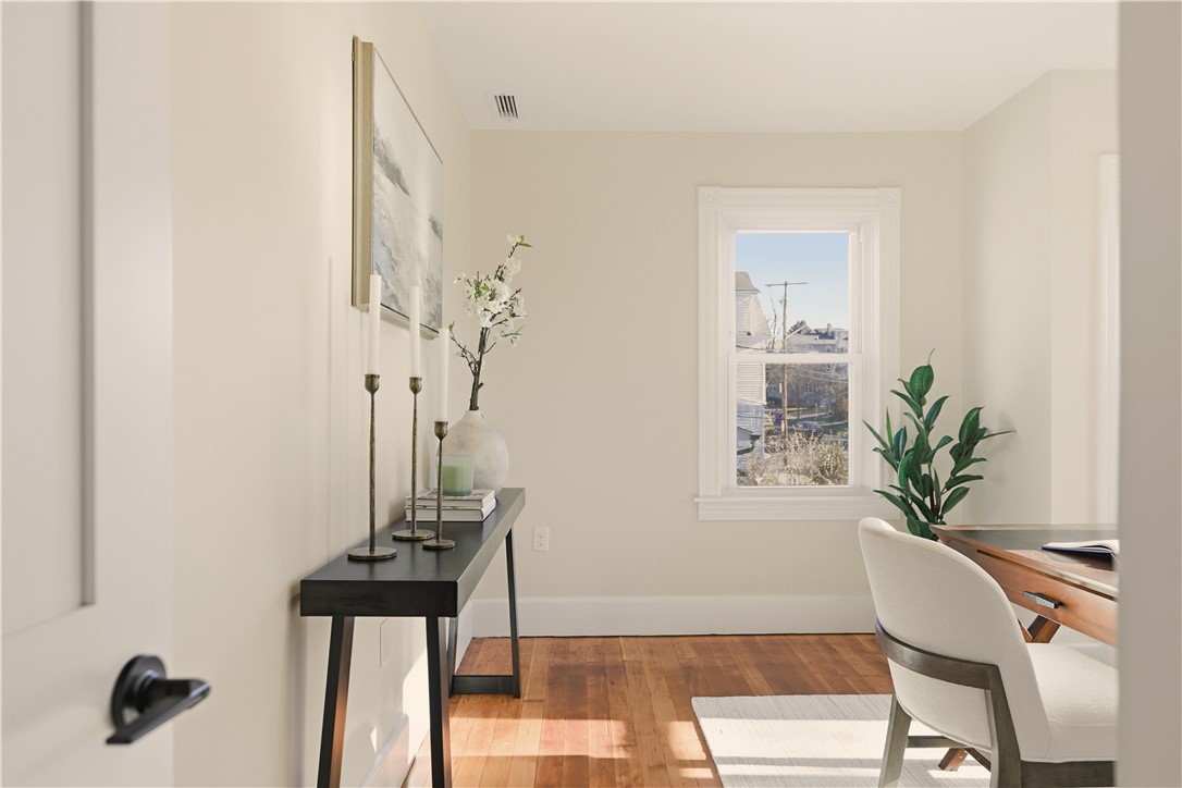 85 Bayview Avenue 2