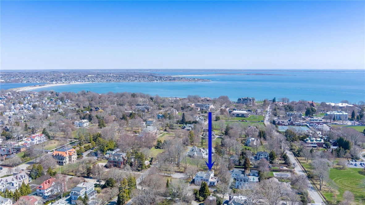 446 Bellevue Avenue 3