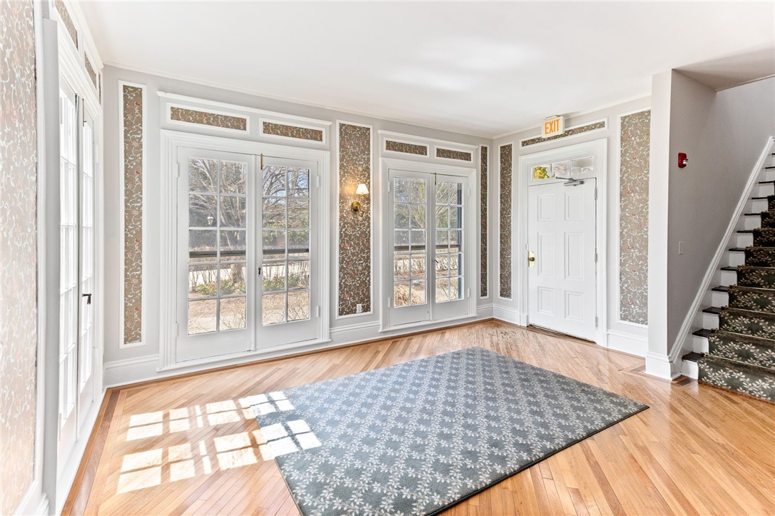 446 Bellevue Avenue 3