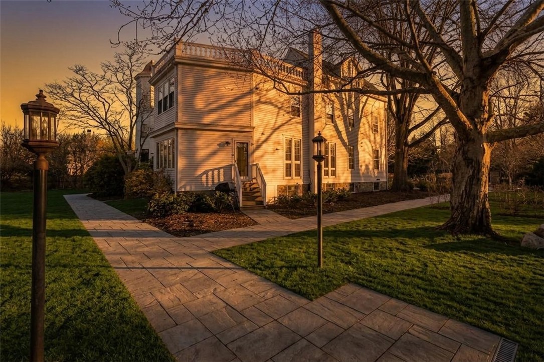 446 Bellevue Avenue 3