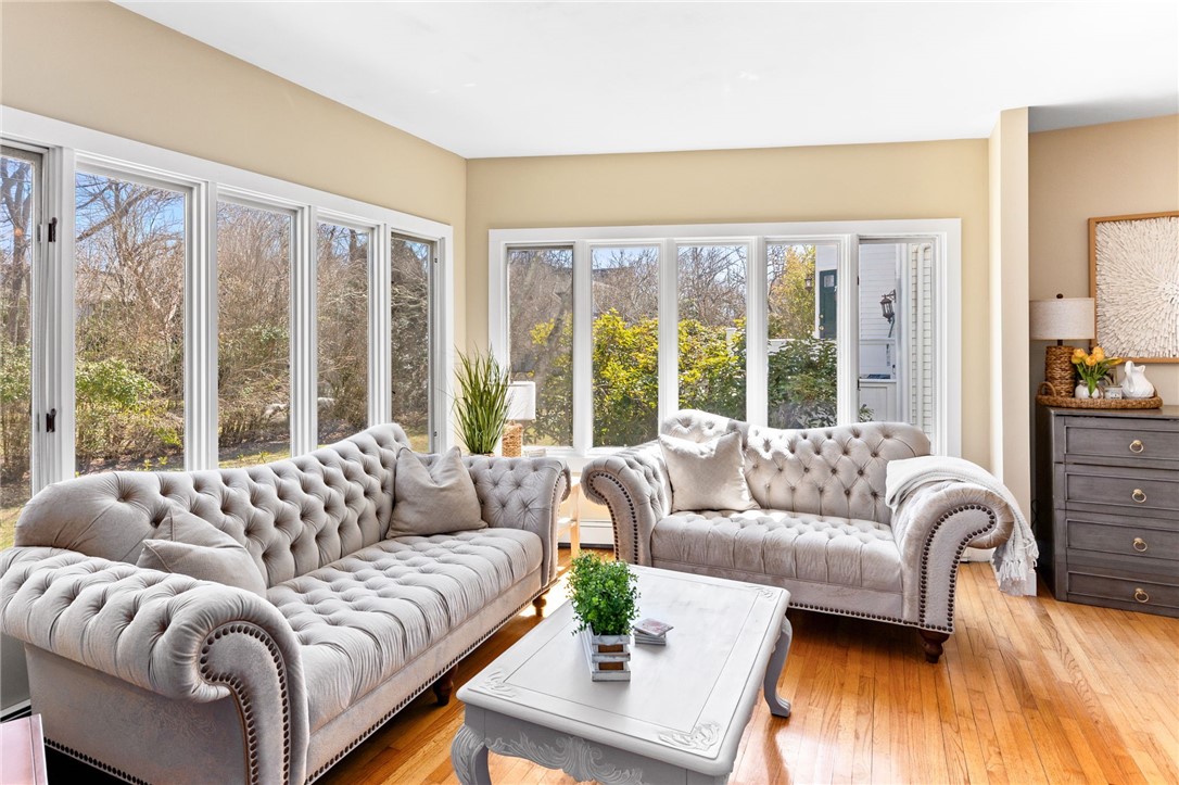 446 Bellevue Avenue 3