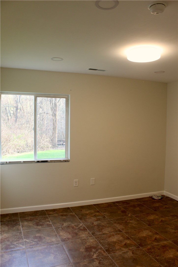 130 Fordson Avenue 2