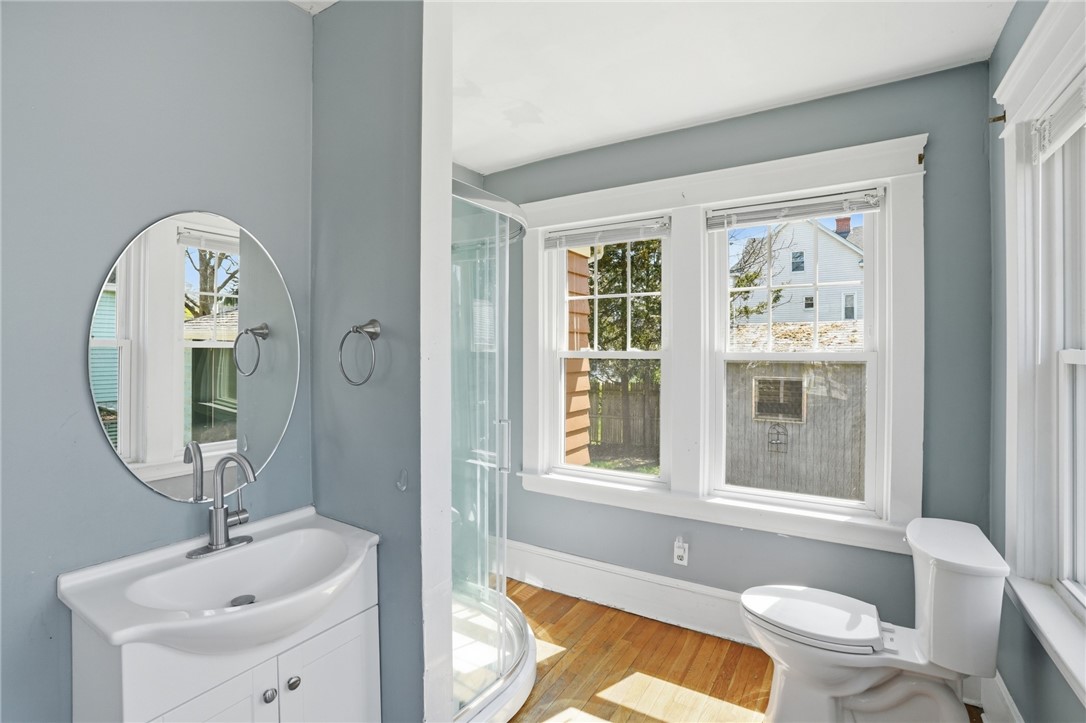 25 Talbot Manor