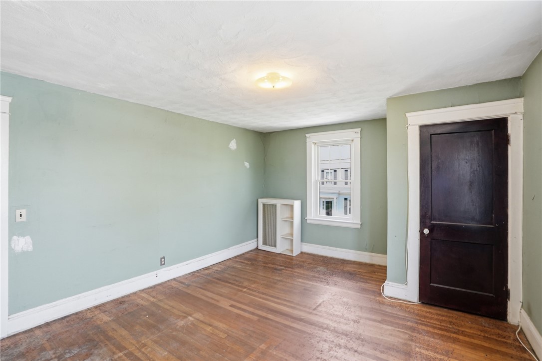 25 Talbot Manor