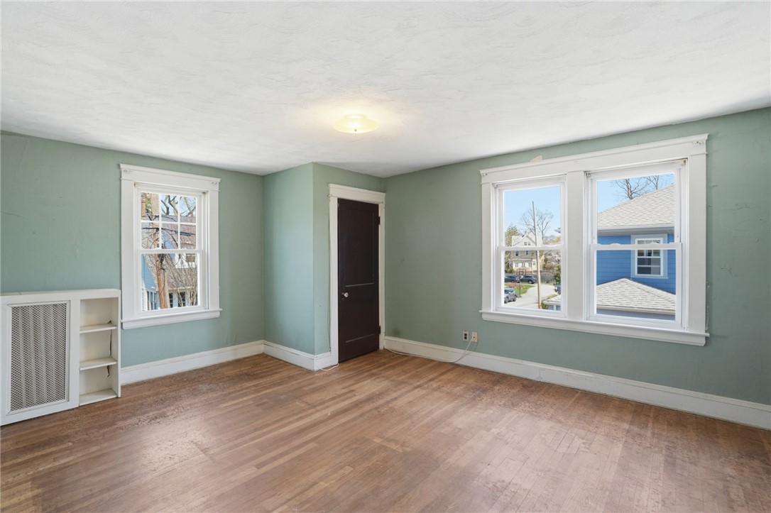25 Talbot Manor