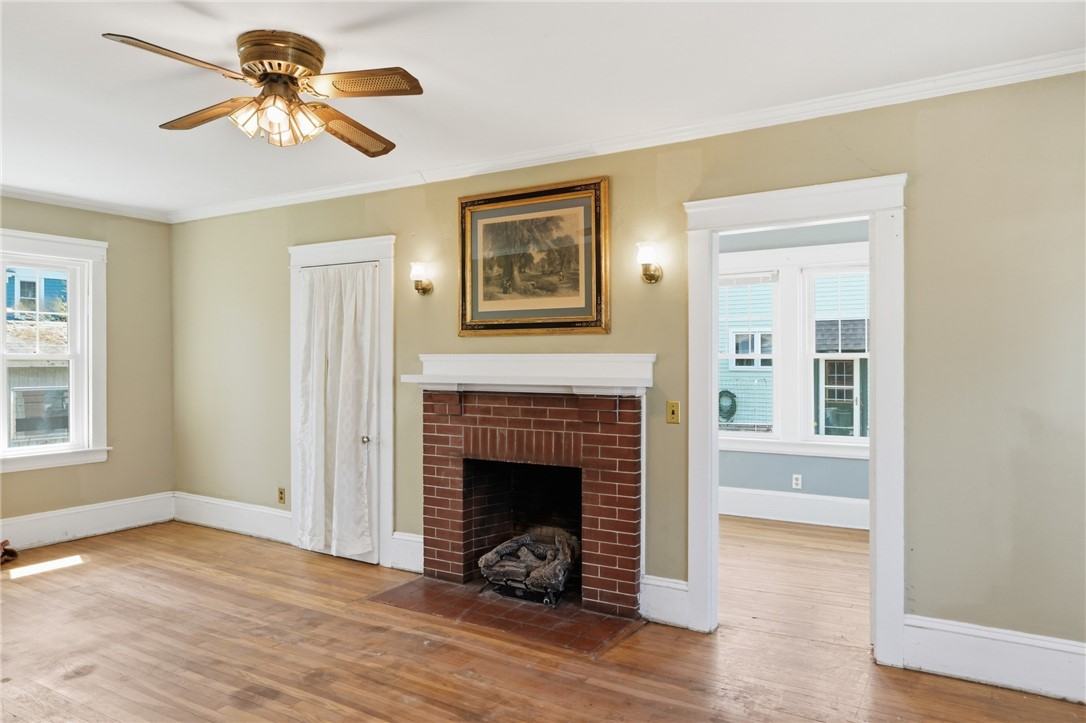 25 Talbot Manor