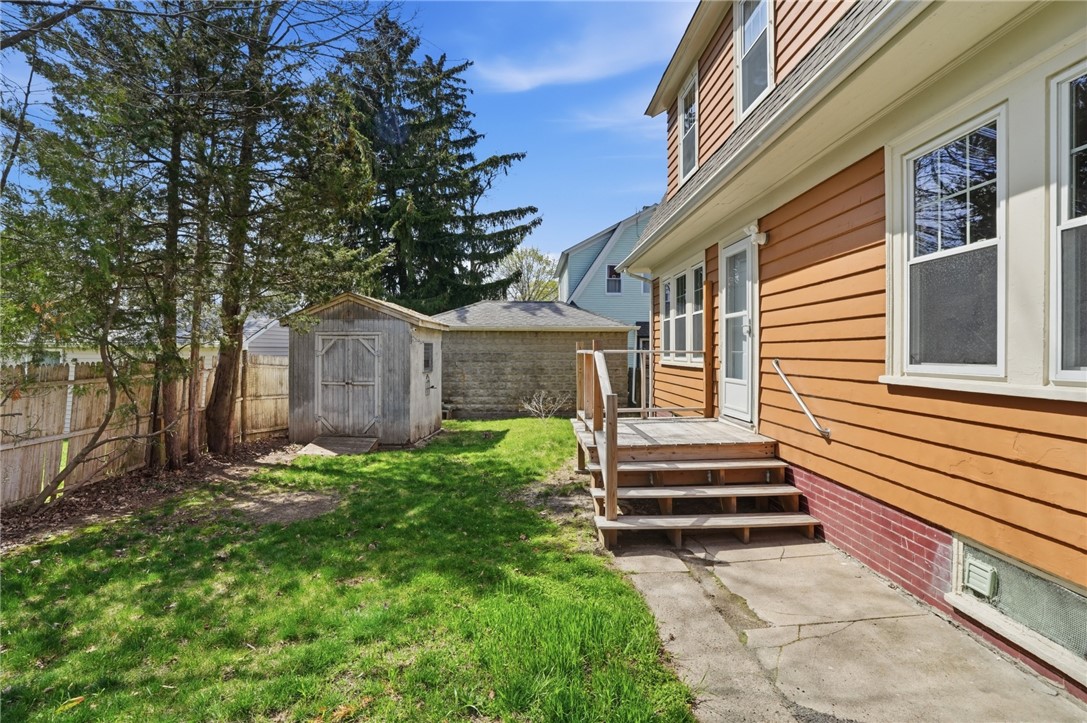 25 Talbot Manor