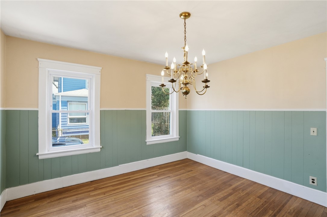 25 Talbot Manor