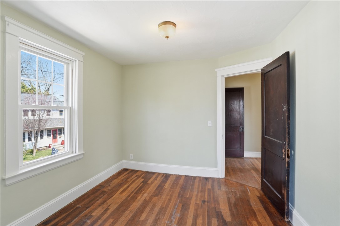 25 Talbot Manor