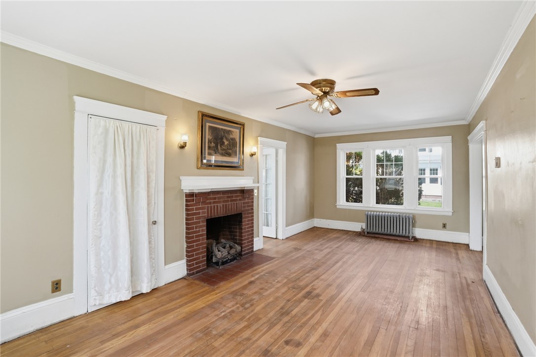 25 Talbot Manor