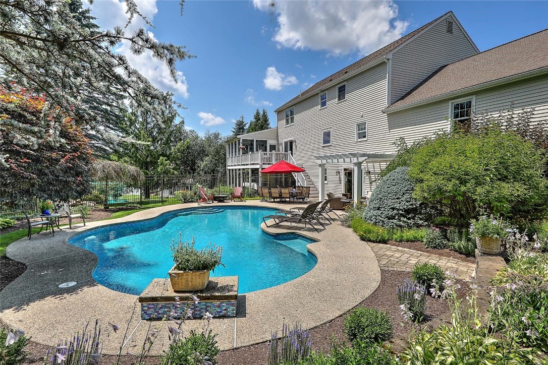 96 Windsong Road