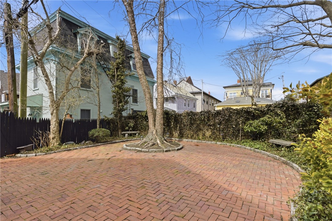 60 Prospect Hill Street