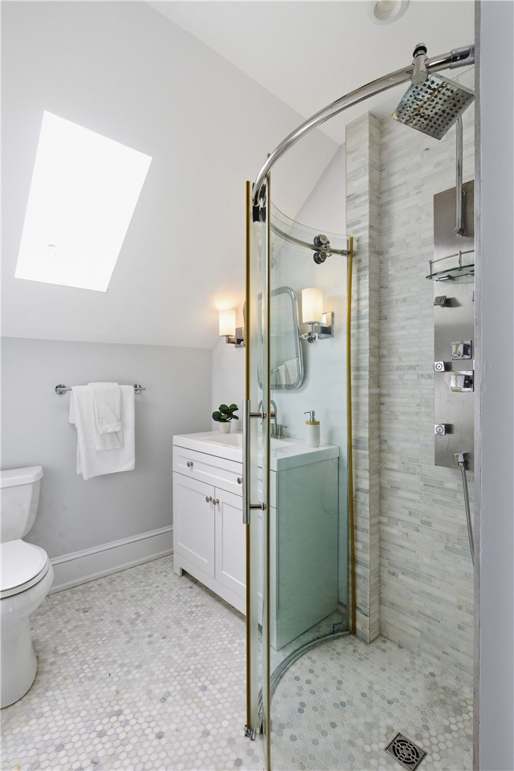 60 Prospect Hill Street