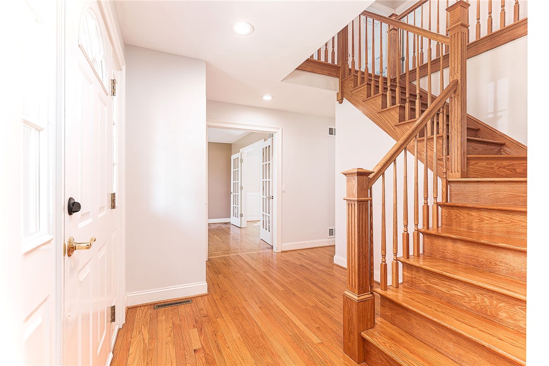 54 Foxridge Circle