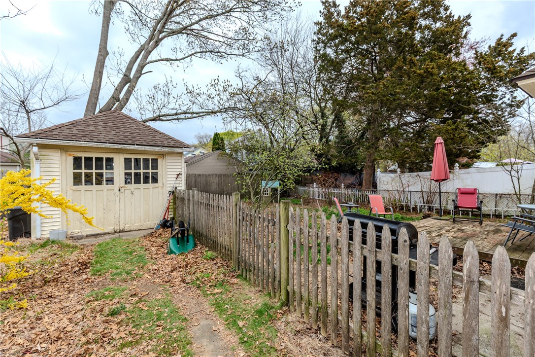 18 Bow Street