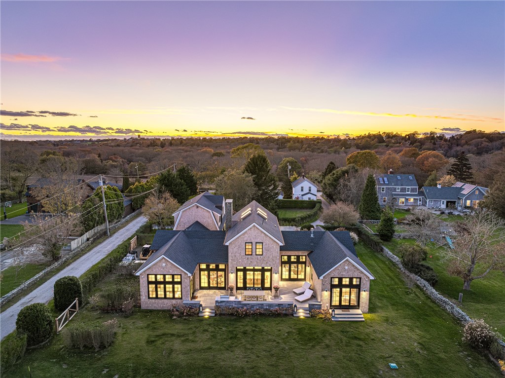 424 Third Beach Road