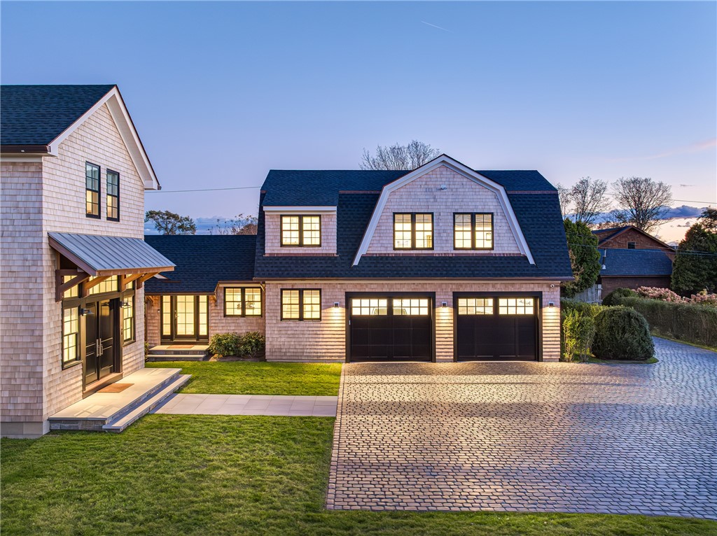 424 Third Beach Road