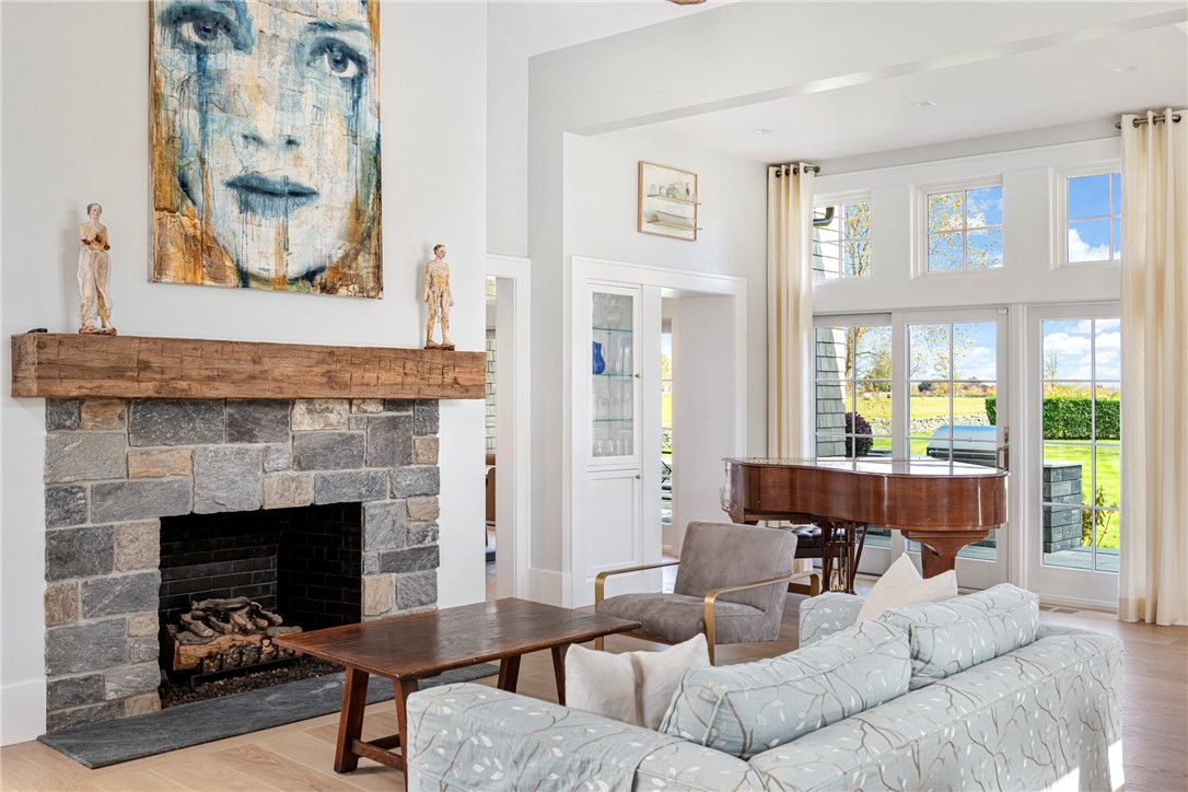 424 Third Beach Road