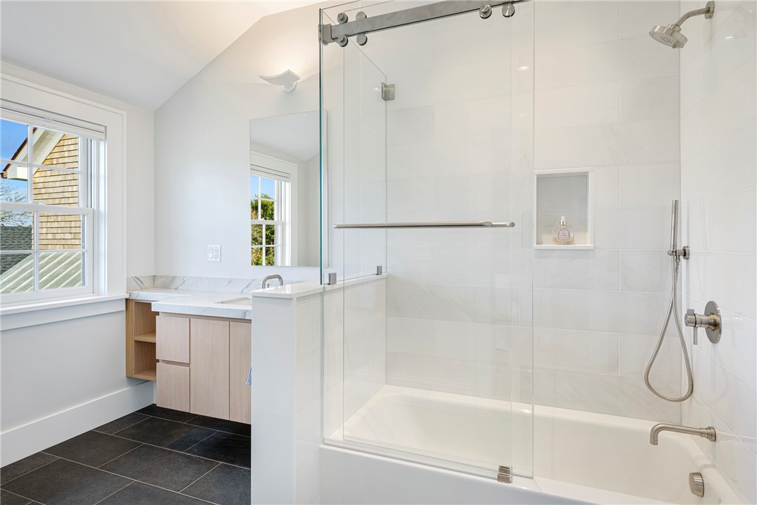 424 Third Beach Road