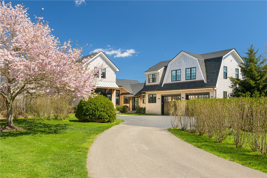 424 Third Beach Road