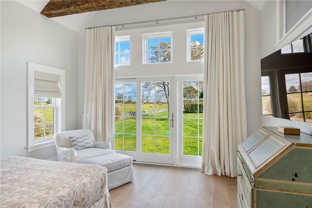 424 Third Beach Road