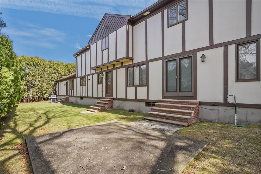82 Mountain Laurel Drive