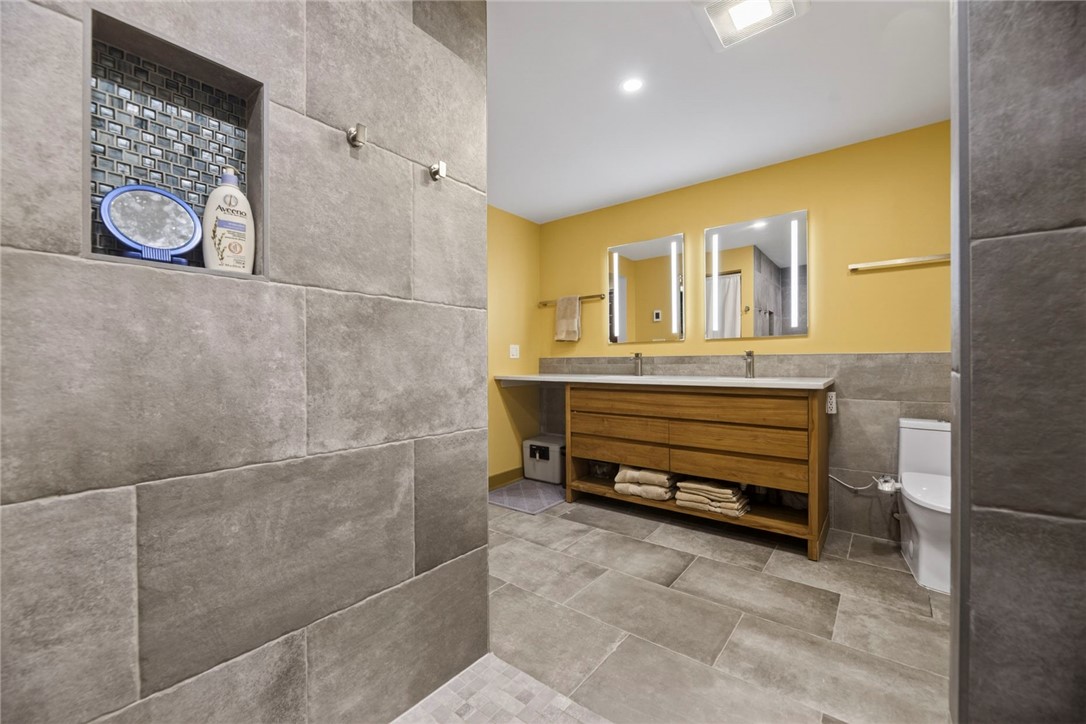 229 Medway Street 302
