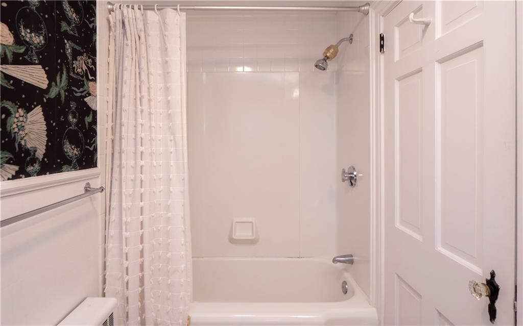 118 Ruggles Avenue 300