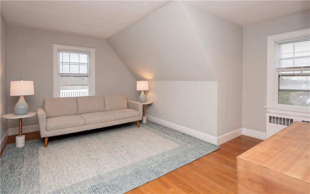 118 Ruggles Avenue 300