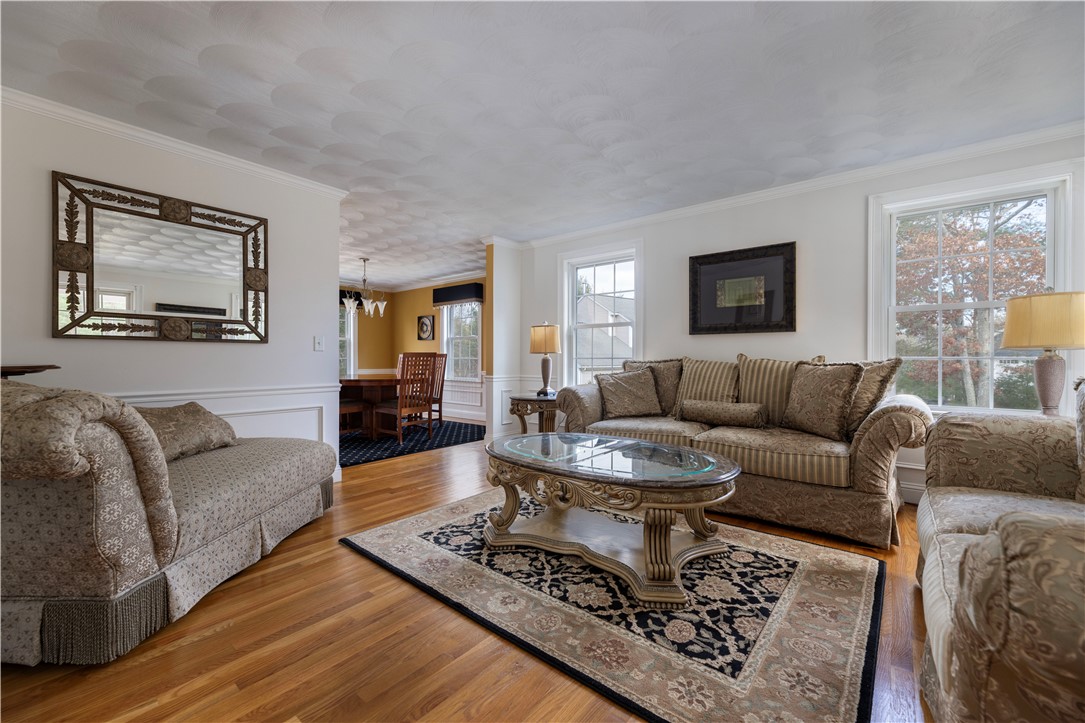 47 Wooded Grove Circle