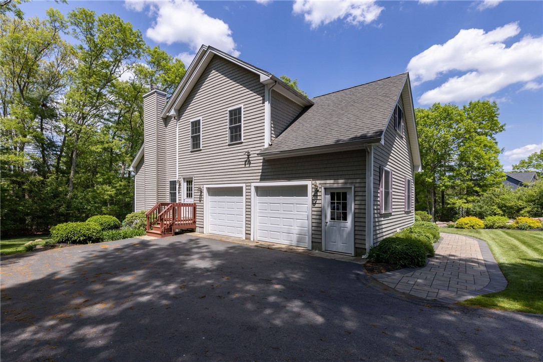 47 Wooded Grove Circle