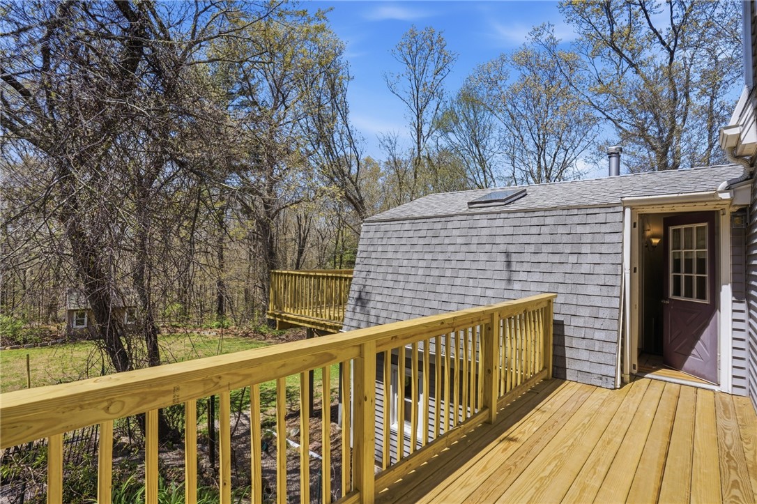 283 Tomaquag Road