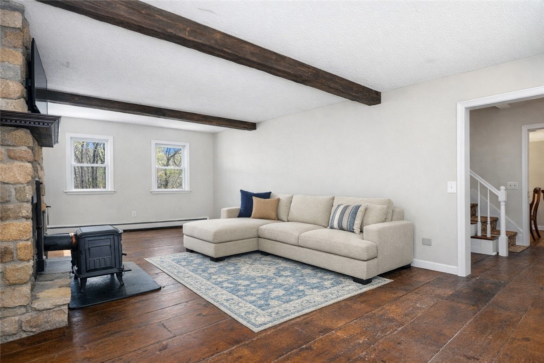 283 Tomaquag Road