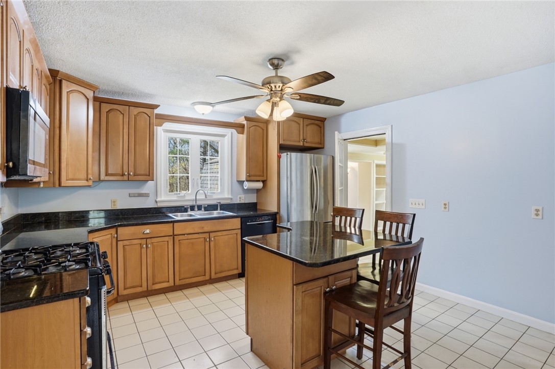 283 Tomaquag Road