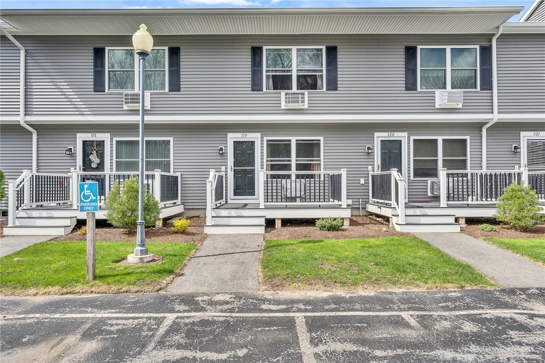 200 Post Road 319