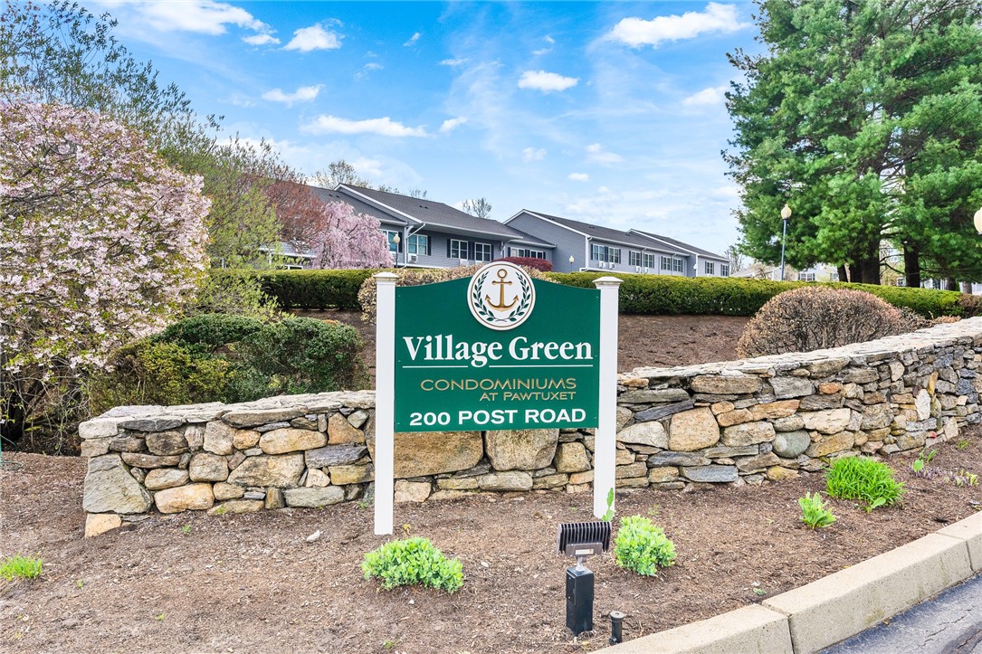 200 Post Road 319