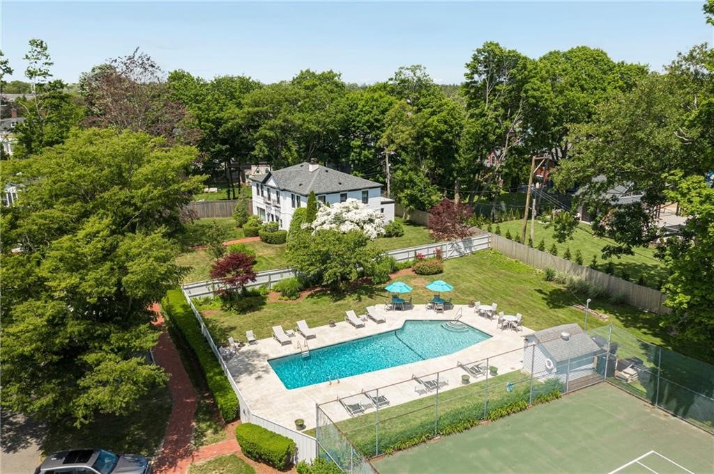 364 Bellevue Avenue