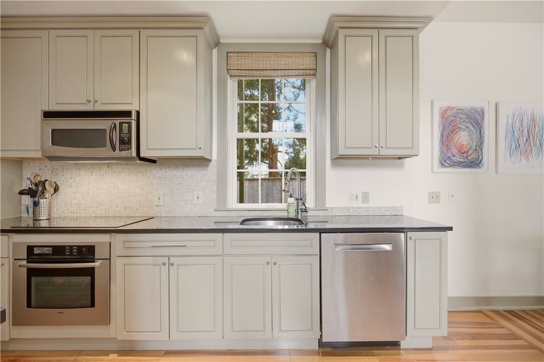 364 Bellevue Avenue