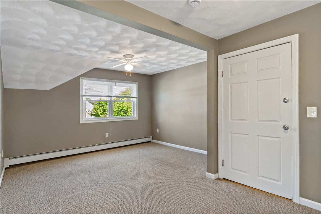 4 Oak Street 2