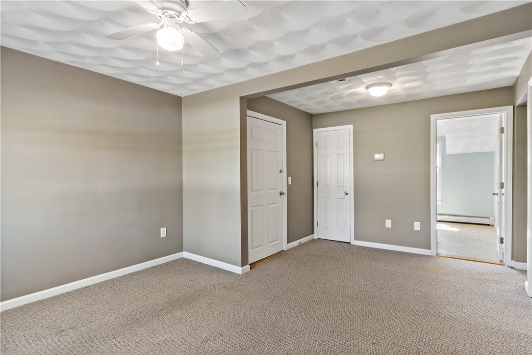 4 Oak Street 2