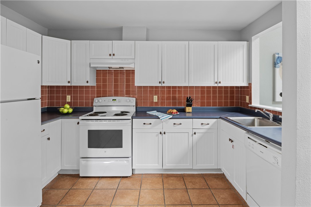 150 Bay View Drive 7