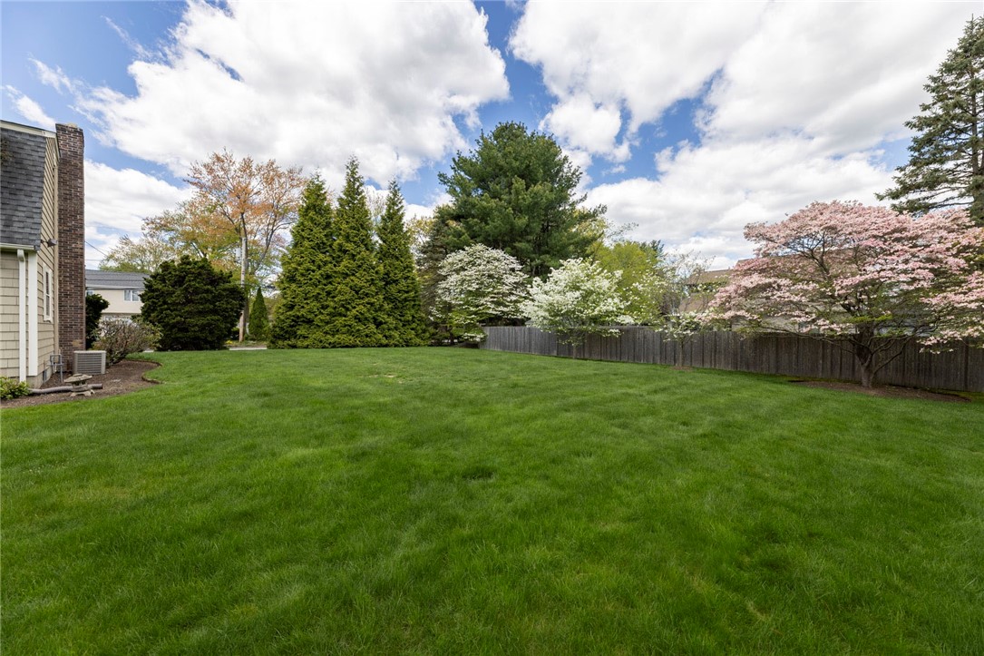 480 Comstock Parkway