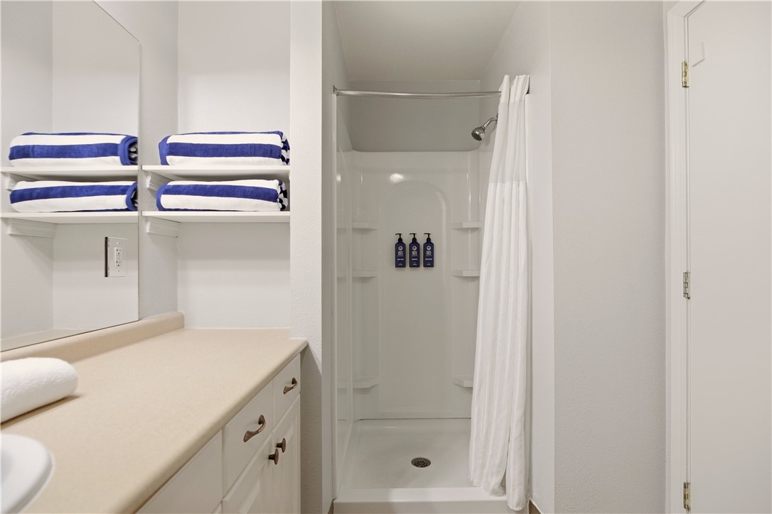 150 Bay View Drive 13