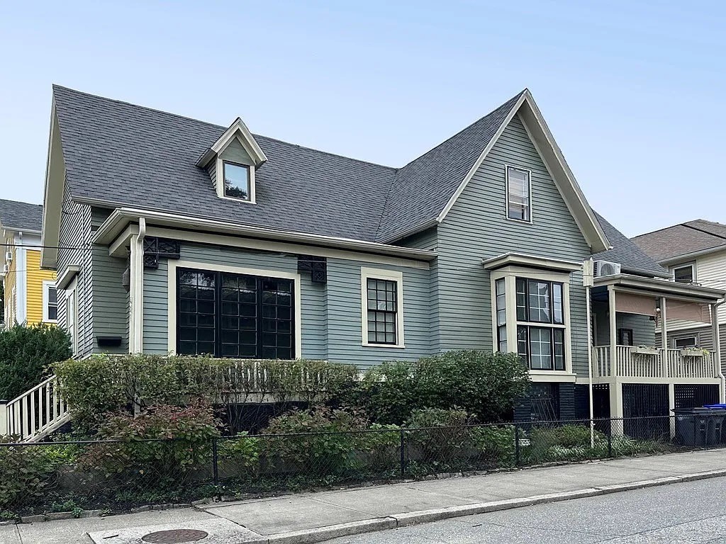 481 Pine Street 2