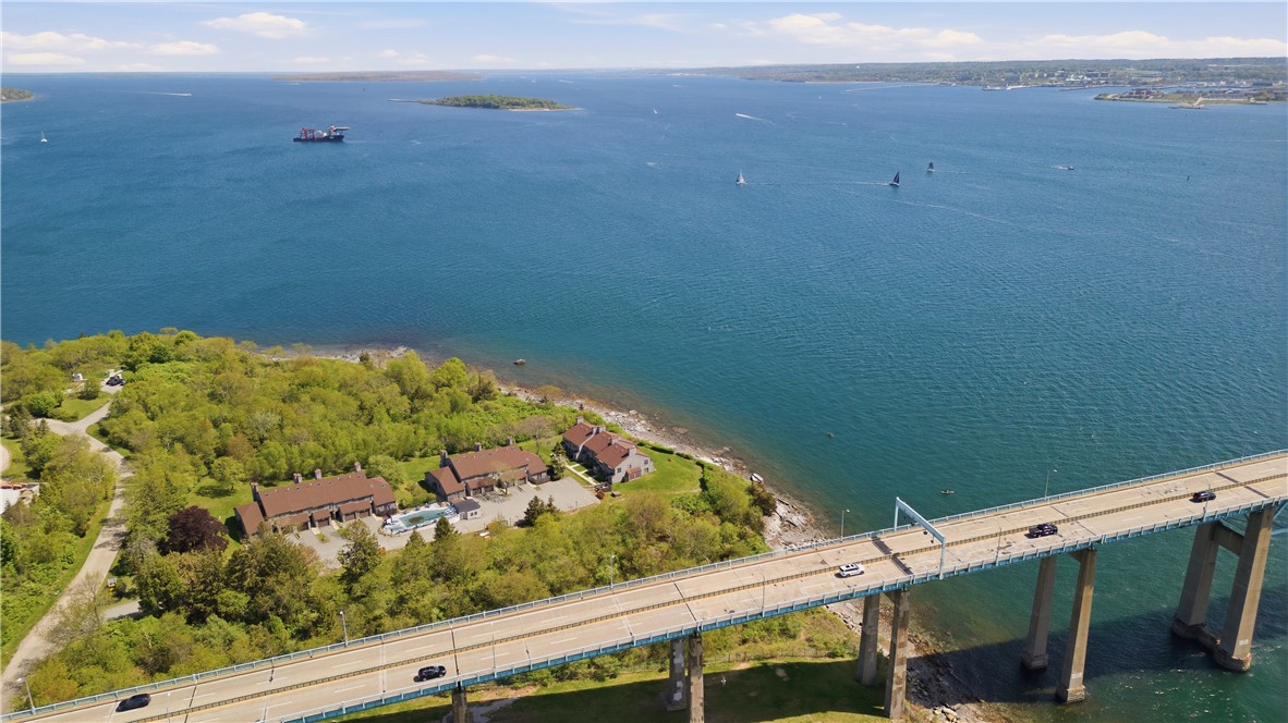 150 Bay View Drive 3