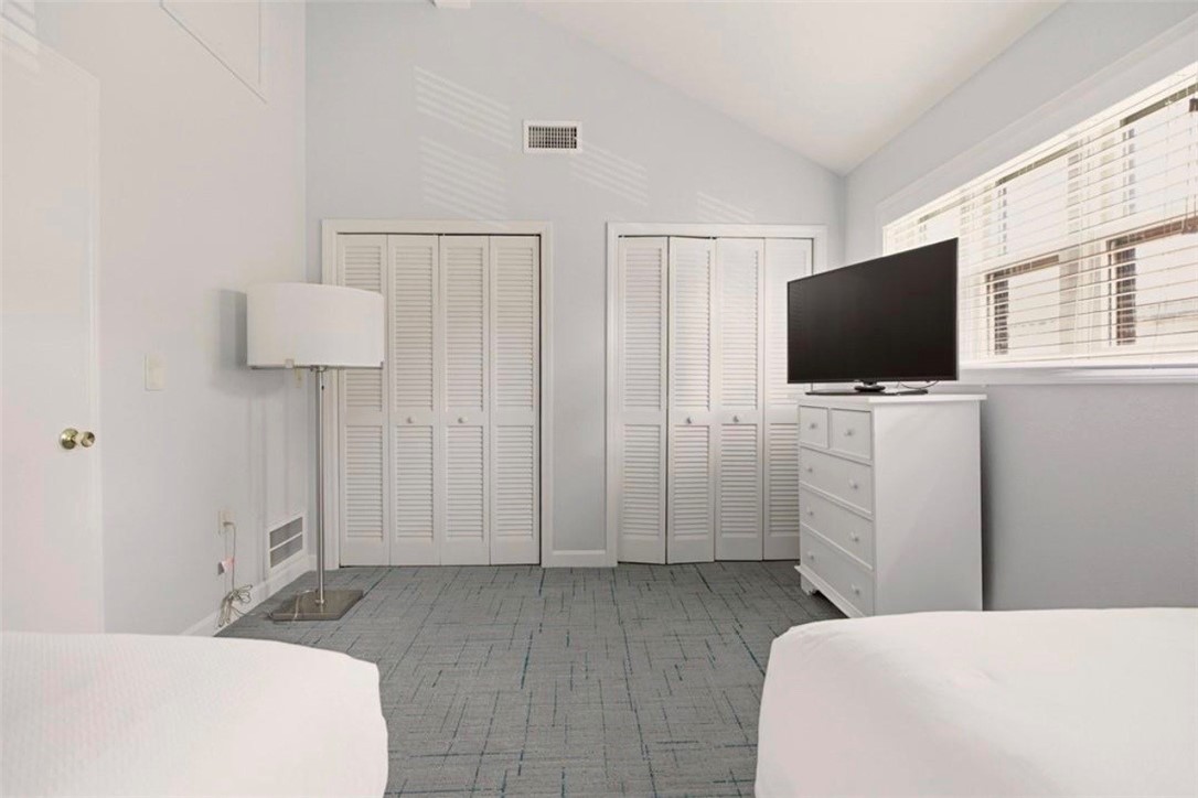 150 Bay View Drive 10