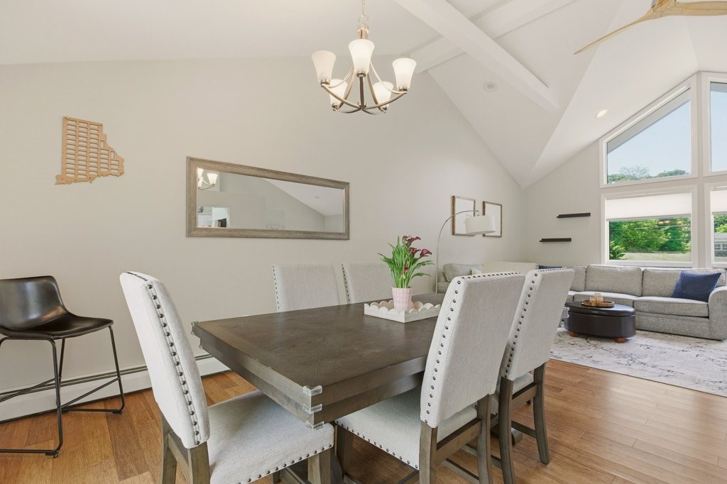7 Friar Tuck Road